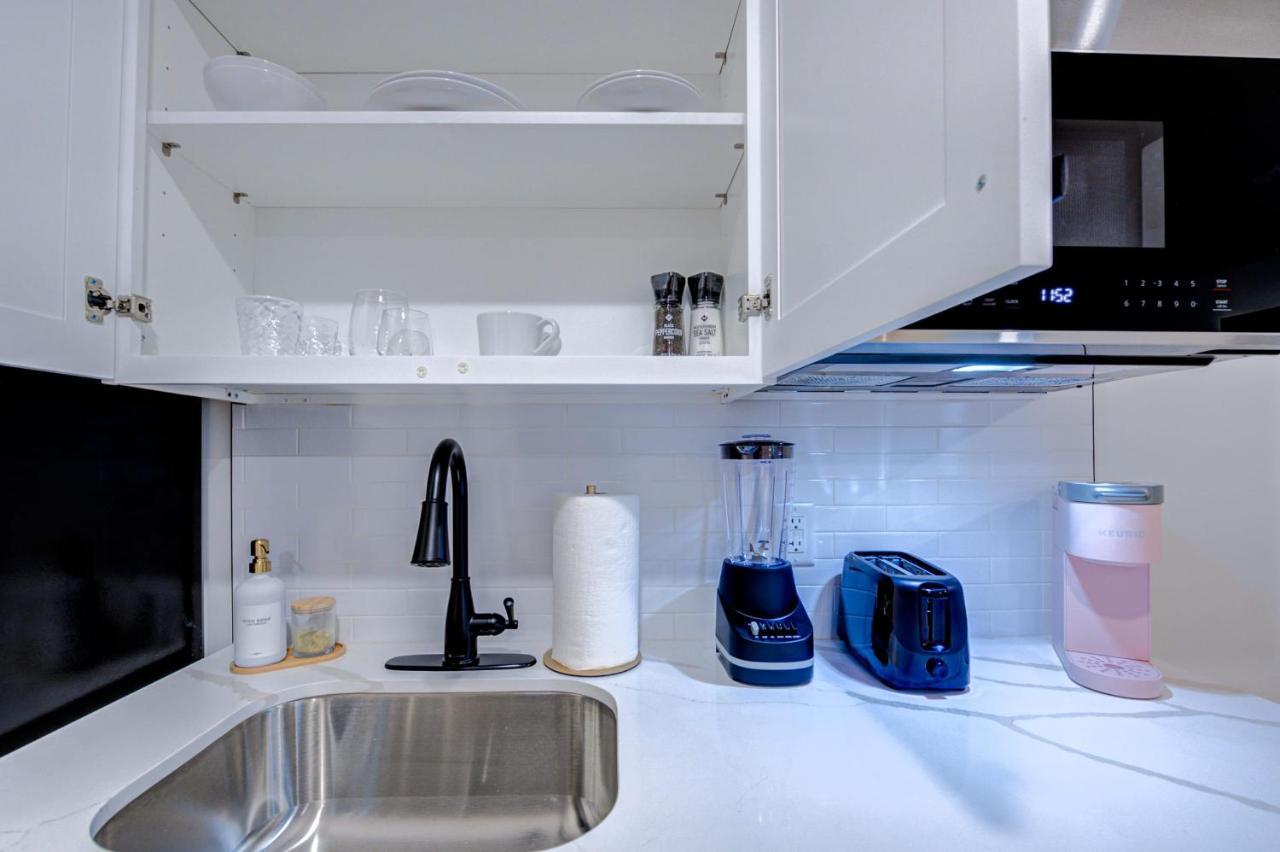 Utopia Studio Apartment Галвестон Экстерьер фото