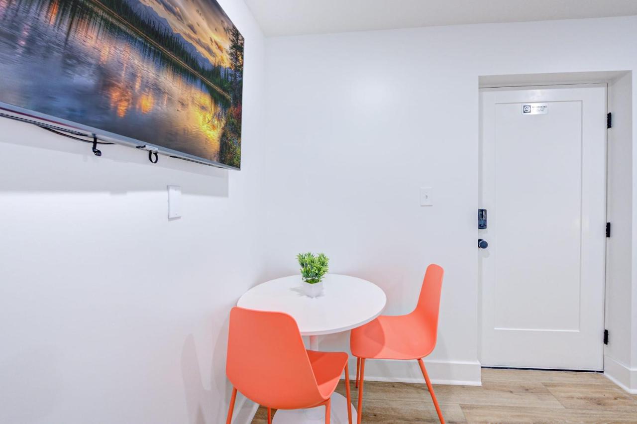 Utopia Studio Apartment Галвестон Экстерьер фото