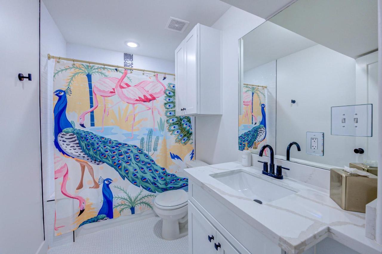 Utopia Studio Apartment Галвестон Экстерьер фото